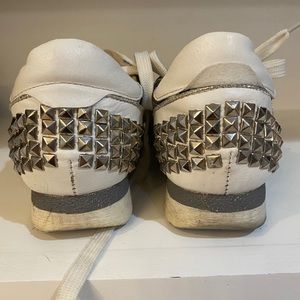 Not available anymore!!!!!!!!!